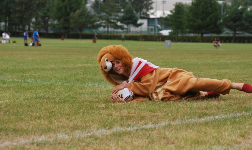 9 WO - Lion Mascot
